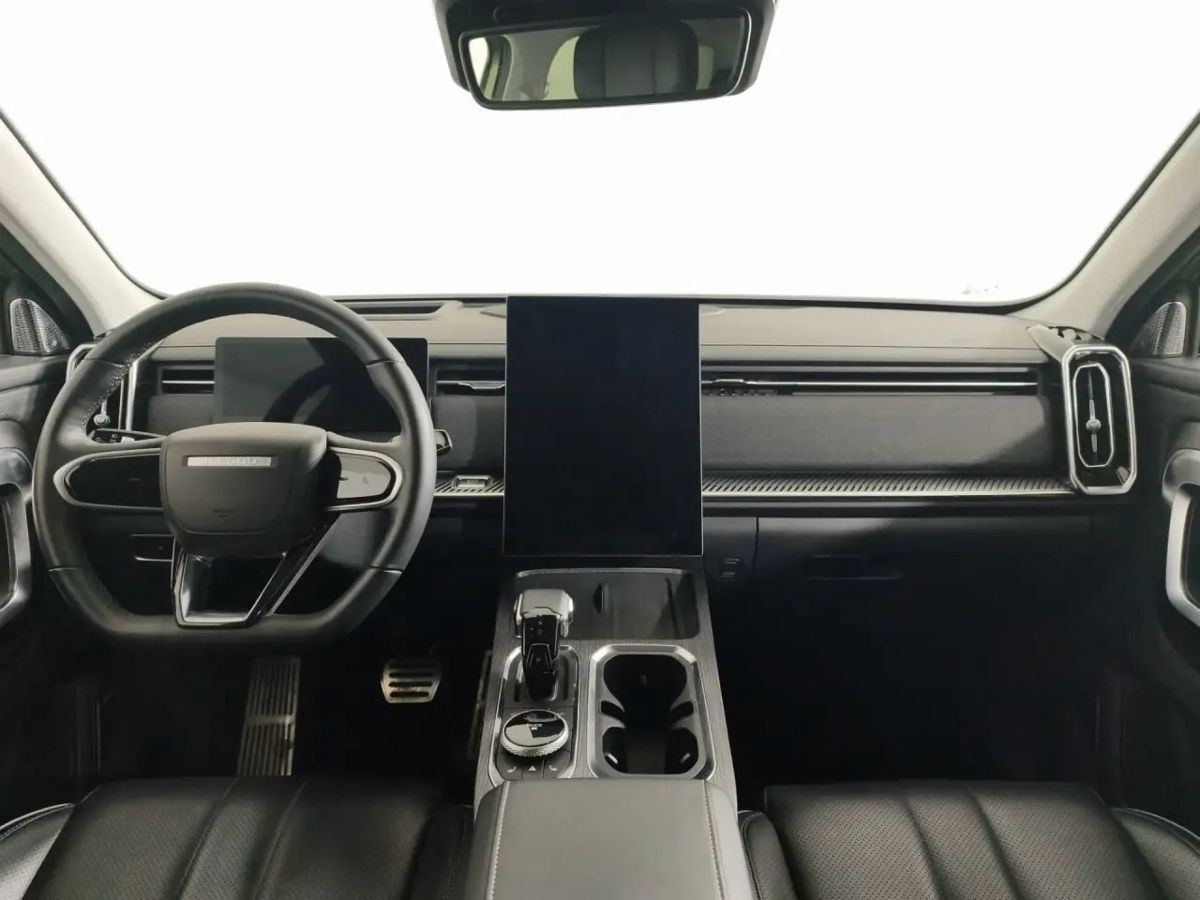 Фото автомобиля 12