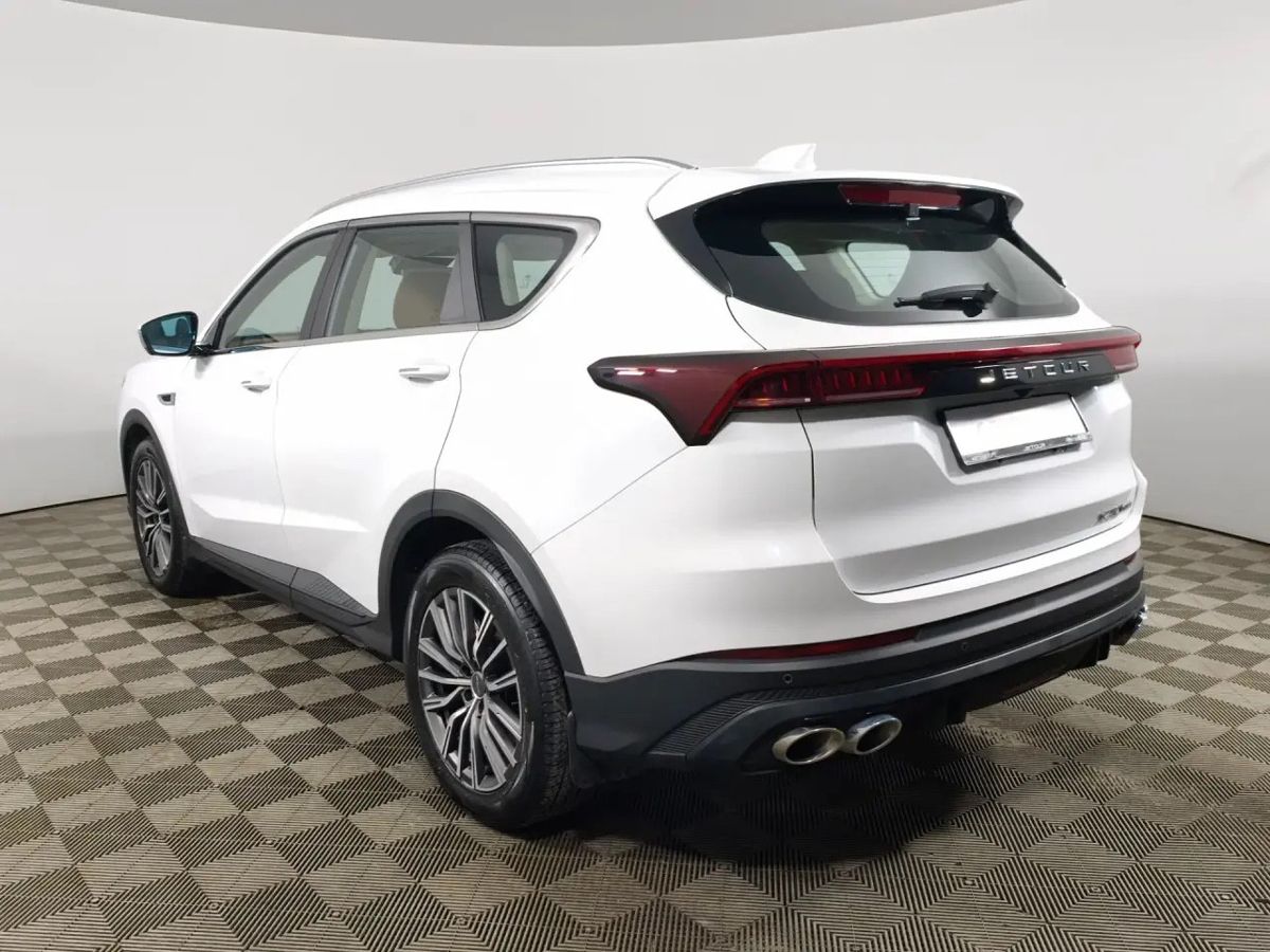 Фото автомобиля 6