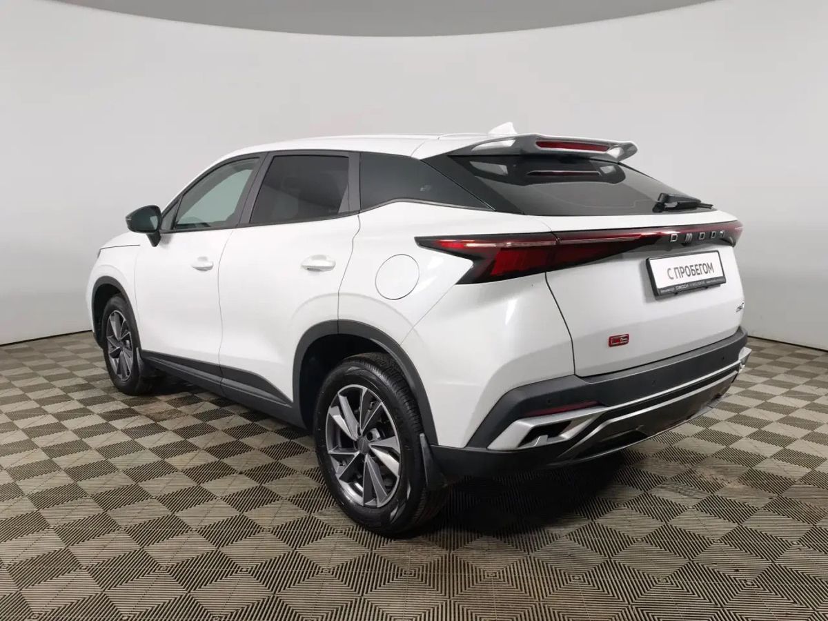 Фото автомобиля 3