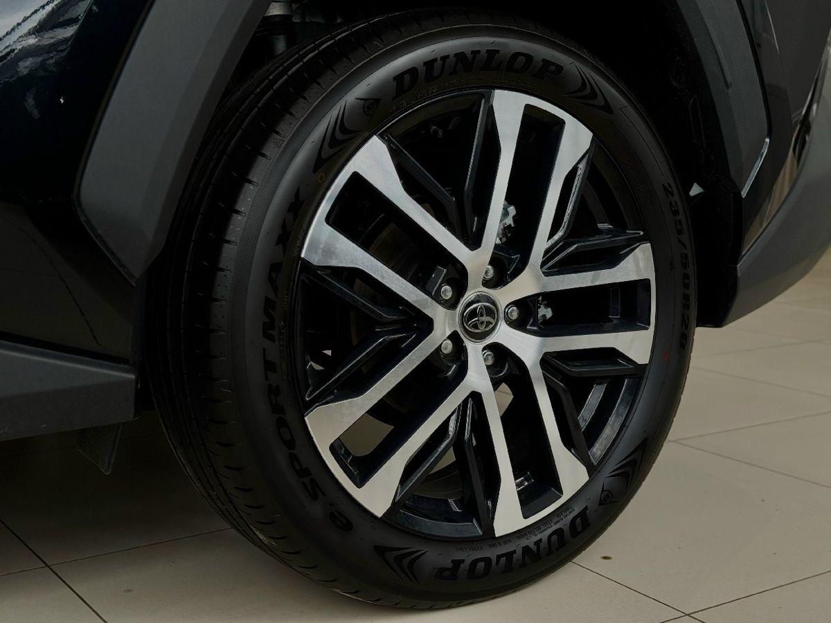 Фото автомобиля 5